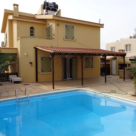 Chrysa Villa